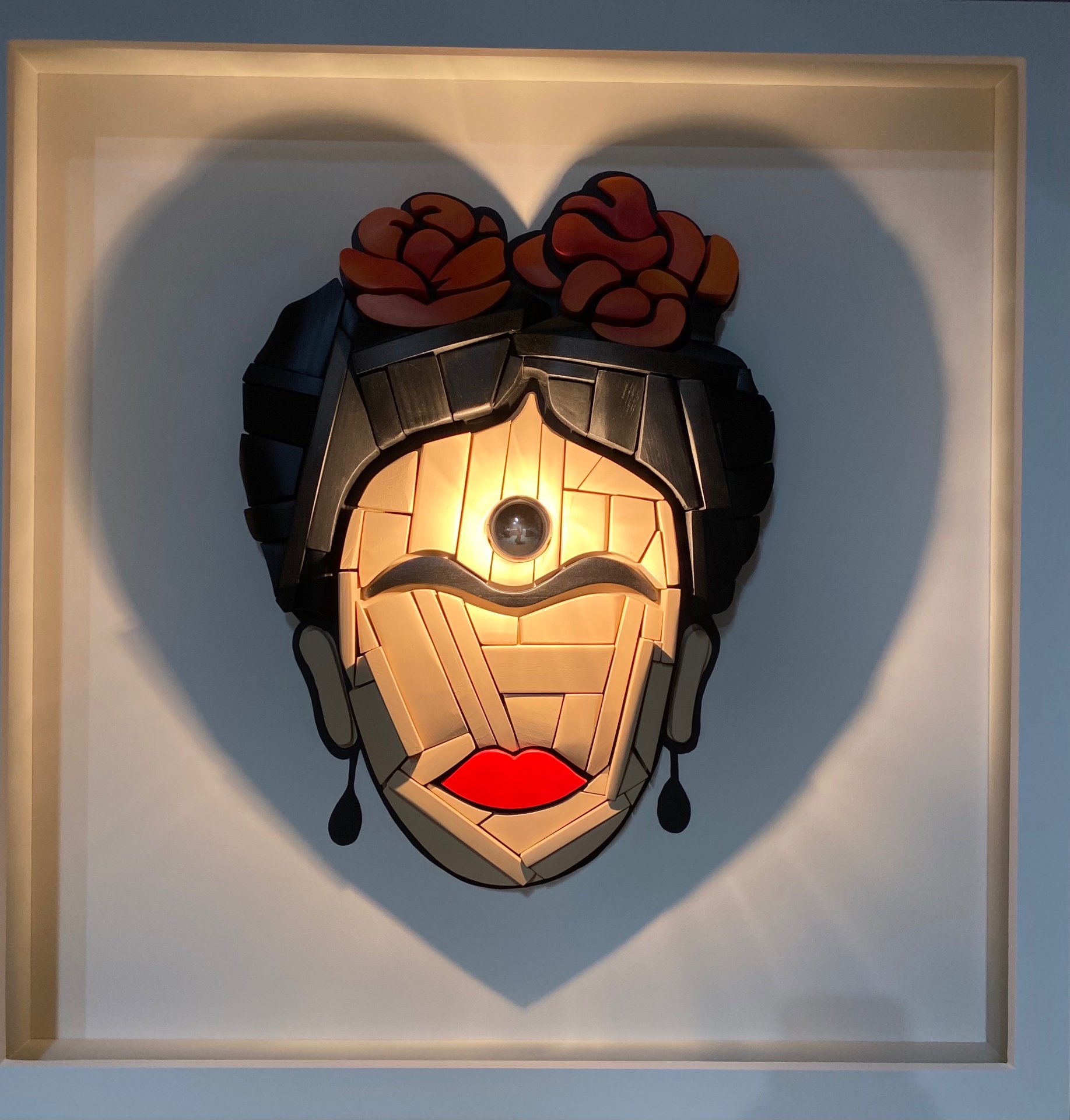 Dual-Image Silhouette, homage to Frida Kahlo